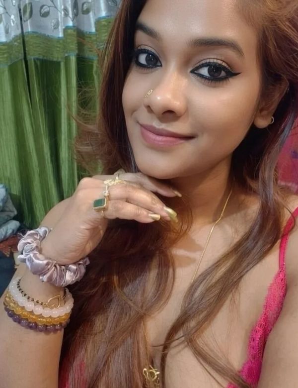 Shanti - Bangalore escort photo 8