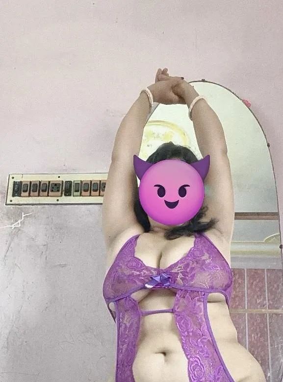 Sweta - Bangalore escort photo 9
