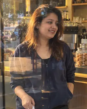 Eesha - Bangalore escort photo 4
