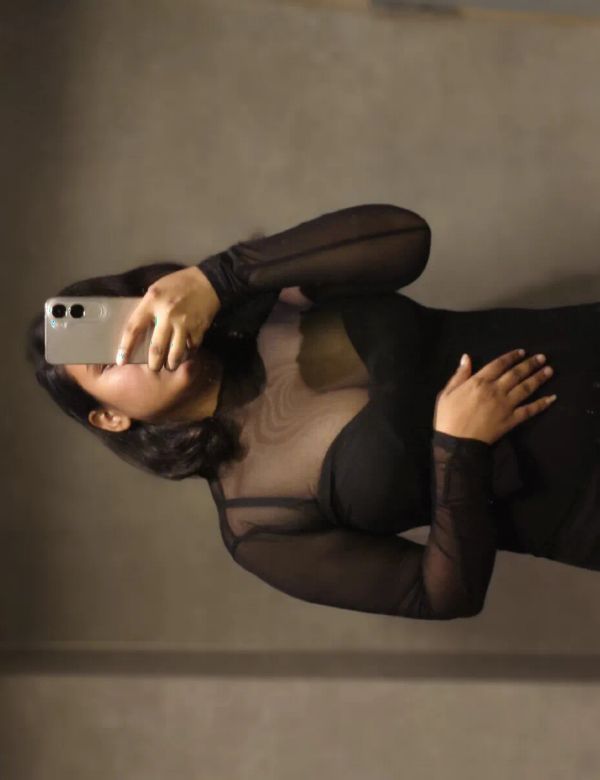 Divya - Bangalore escort photo 5