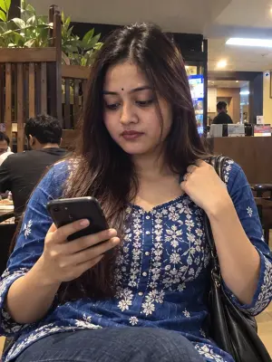 Ridhima - escort in MG Road, Bangalore