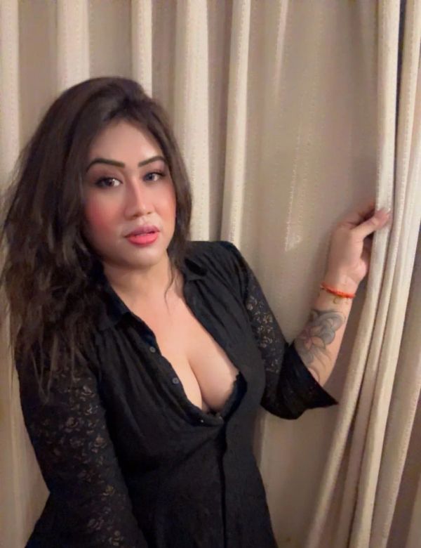 Ganika - Bangalore escort photo 7