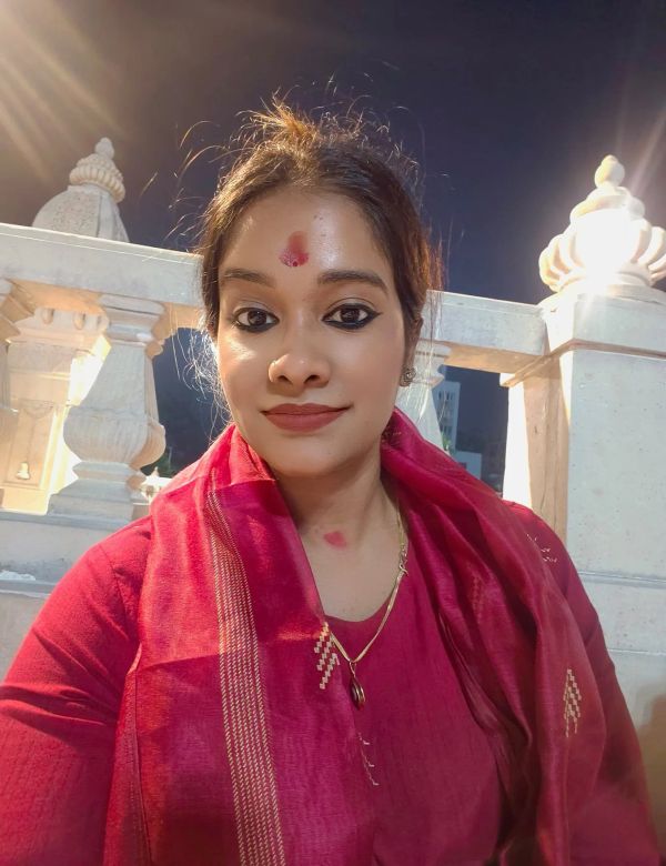Shanti - Bangalore escort photo 2