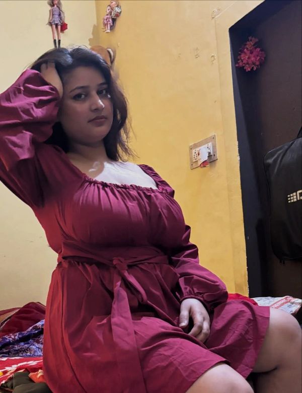 Eesha - Bangalore escort photo 3