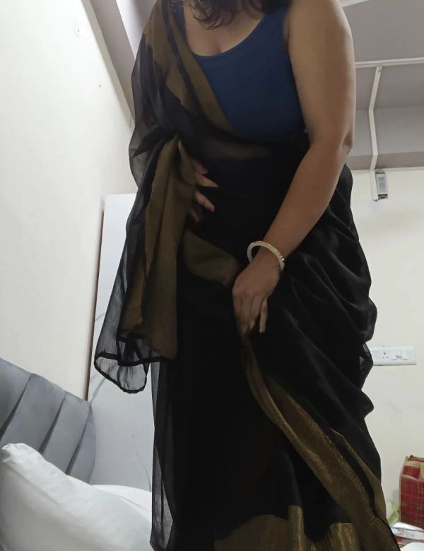 Sweta - Bangalore escort photo 4