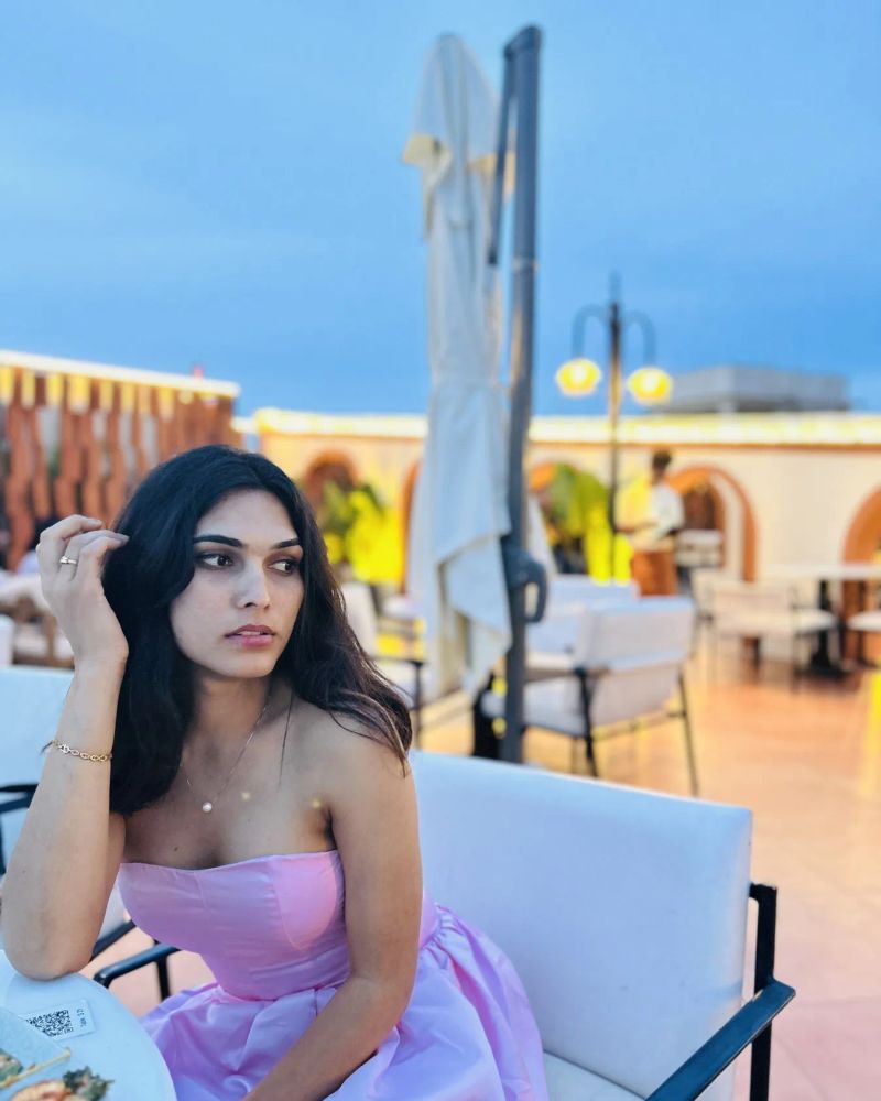 Sonam - escort in Indiranagar, Bangalore