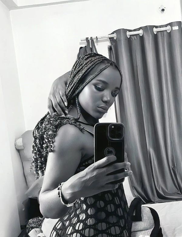 Shobana - Bangalore escort photo 4