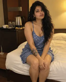 Sara - Bangalore escort photo 4