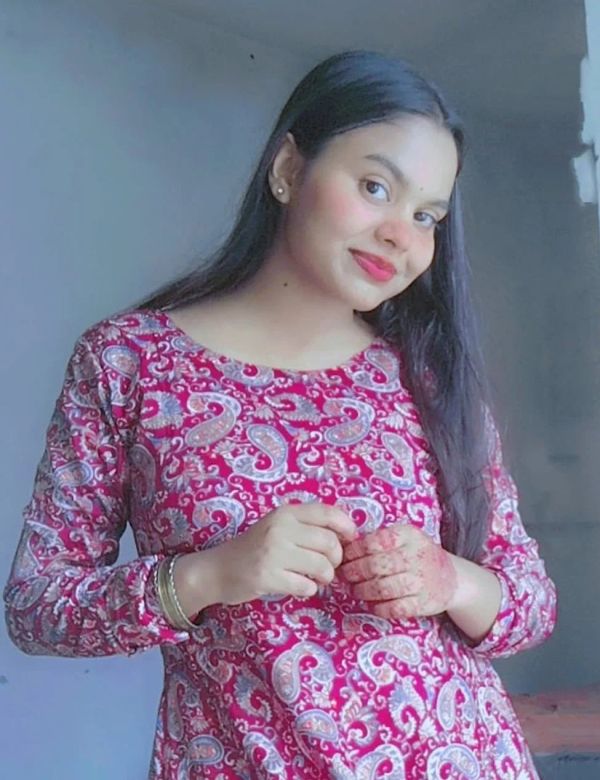 Pooja - Bangalore escort photo 2
