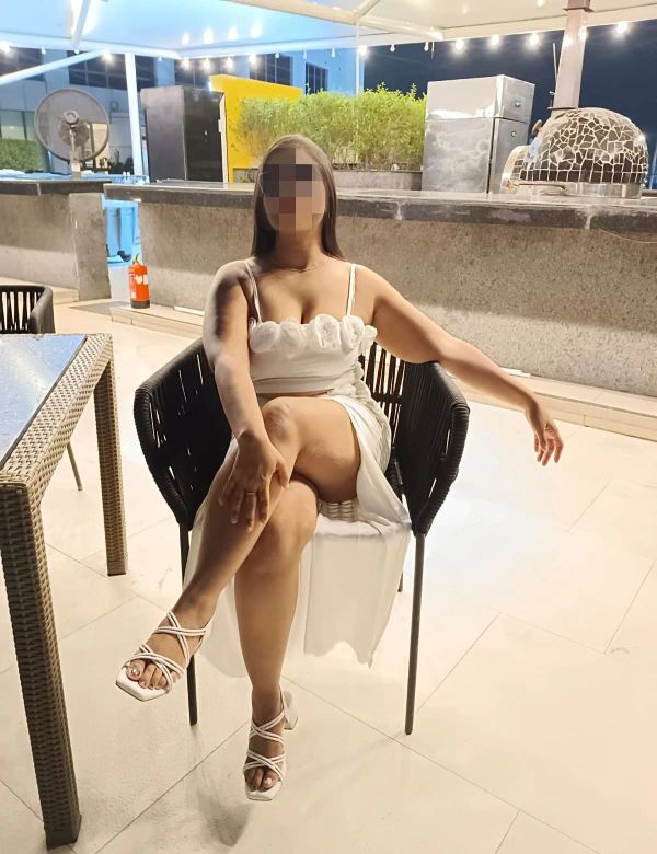 Trixie - Bangalore escort photo 2