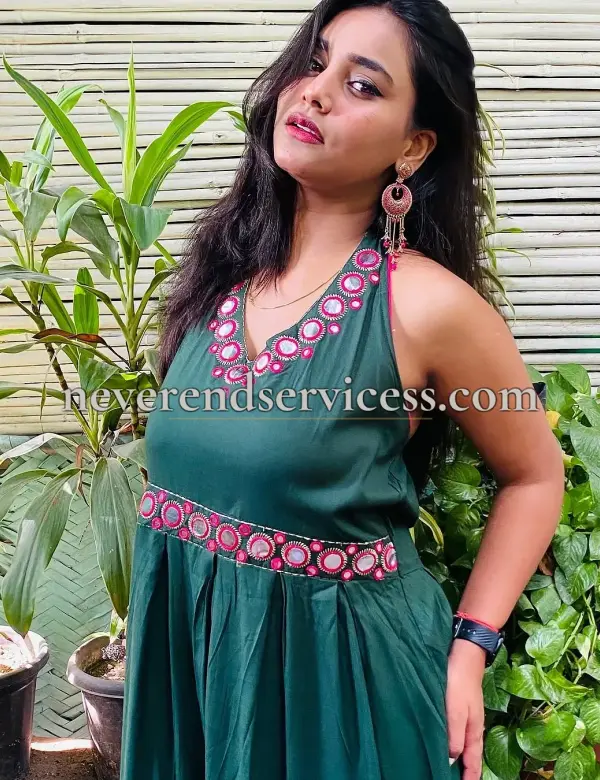 Housewife Escort