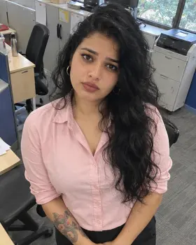 Sara - Bangalore escort photo 3