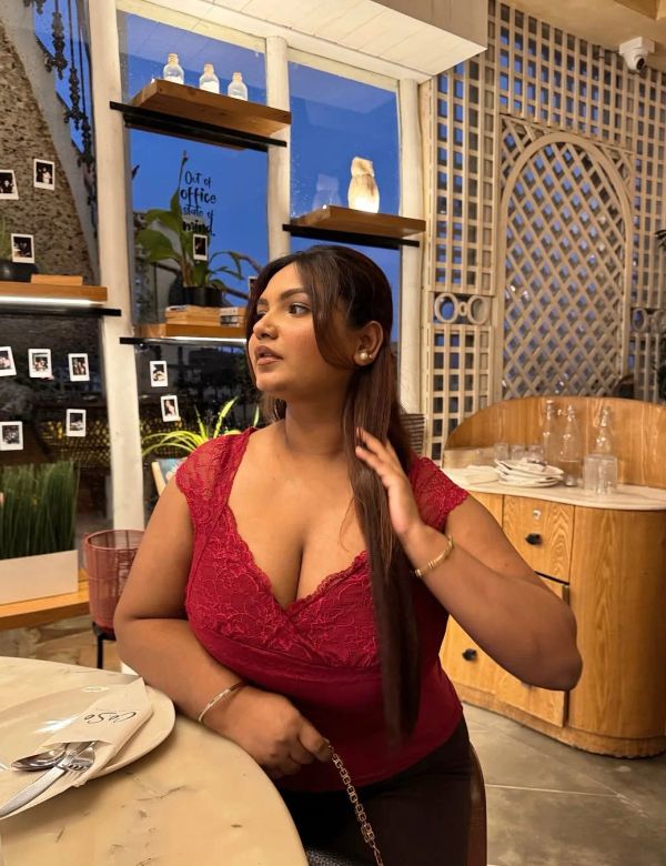 Eesha - Bangalore escort photo 2