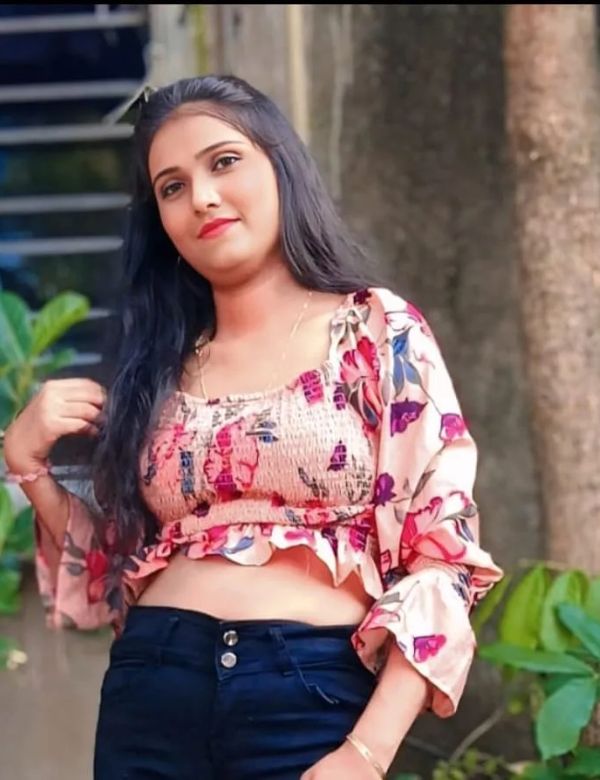 Vidya - Bangalore escort photo 2