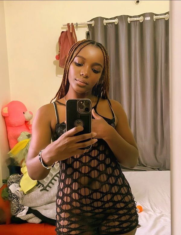 Shobana - Bangalore escort photo 6