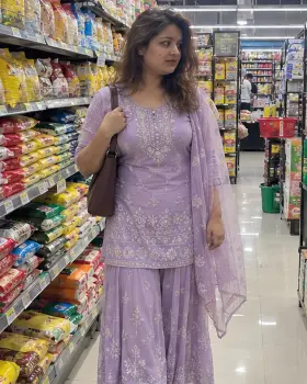 Eesha - Bangalore escort photo 3