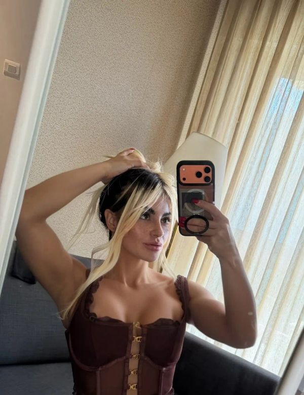 Saraswati - Bangalore escort photo 3
