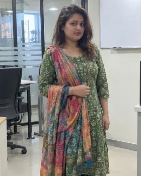 Eesha - escort in MG Road, Bangalore