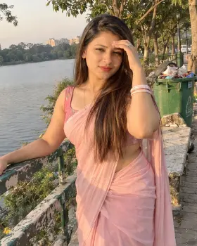 Karishma - Bangalore escort photo 3