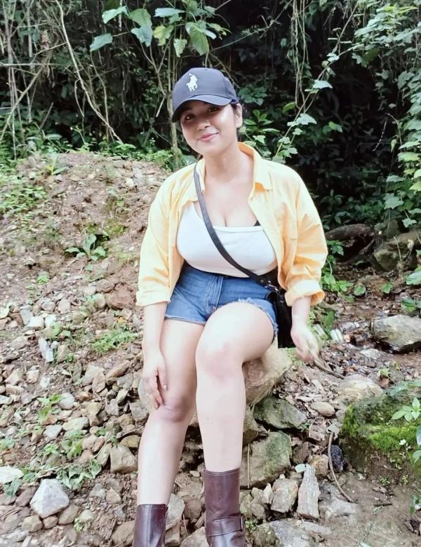 Saachi - Bangalore escort photo 5