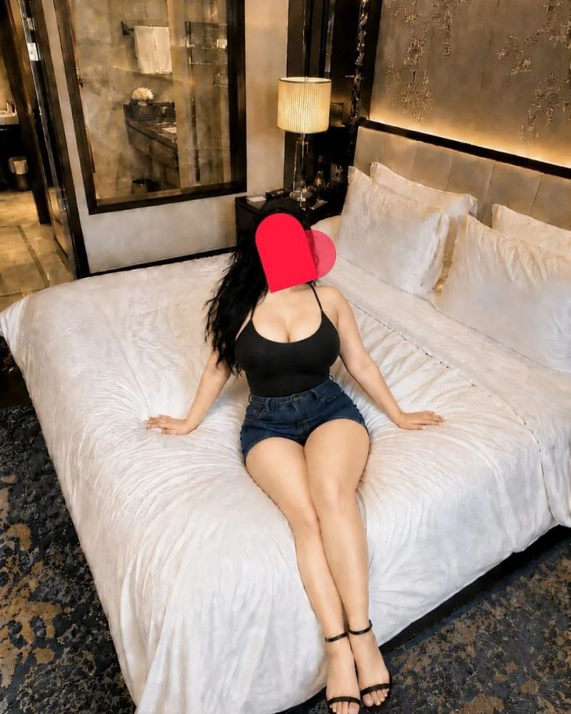 Shalini - escort in Garuda Mall, Bangalore