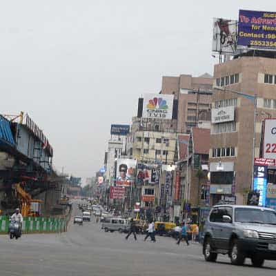 CALL GIRLS IN MG ROAD